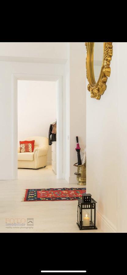 Luxourious Cosy Place Bukarest Eksteriør billede